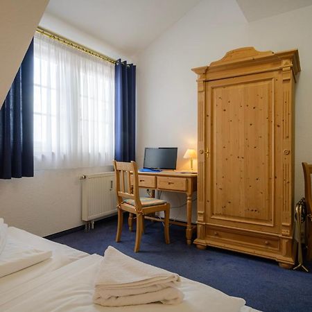 Hotel Zum Engel In Speyer - Roemerberg Berghausen (Speyer) Exterior foto